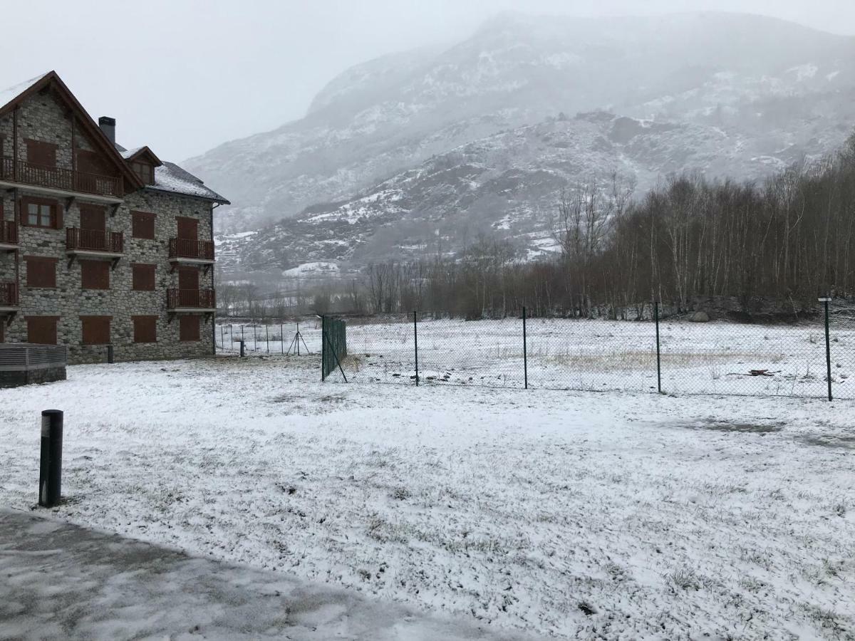 Apartamento En Бенаске Экстерьер фото